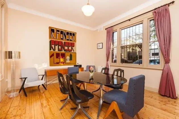 MADELINE, 1BDR Fitzroy Apartment - Oda Düzeni