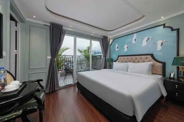 Madelise Central Hotel & Travel - Öne Çıkan Resim