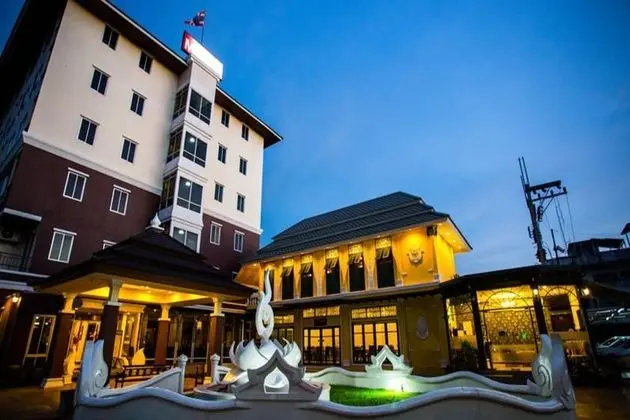 Madina Hotel
