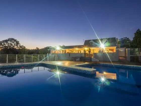 Madison Manor Boutique Hotel