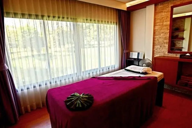 Mae Jo Golf Club & Resort - Spa