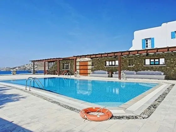 Maganos Suites - Havuz