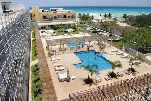 Magia Beachside by Bric