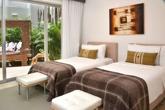 Magia Beachside Condo - Oda