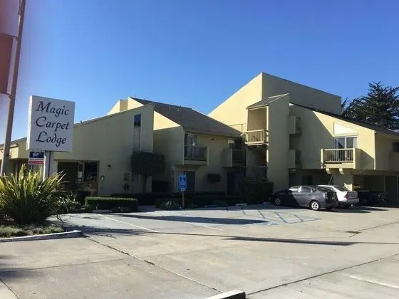 Magic Carpet Lodge