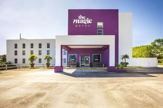 The Magic Hotel - Öne Çıkan Resim