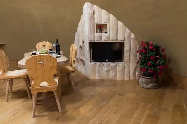 Magical Hobbit's House - Yerinde Yemek