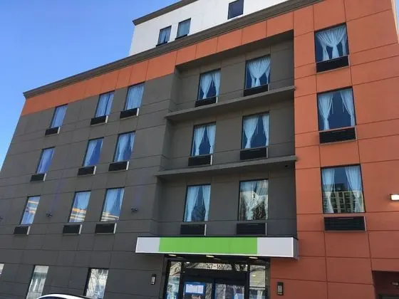 Magna Hotel