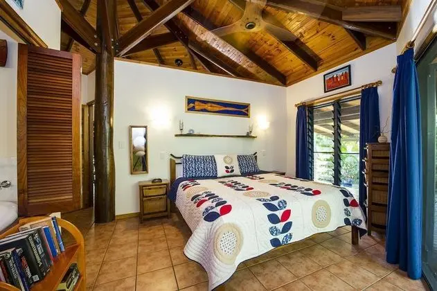 Magnetic Cottage - Oda