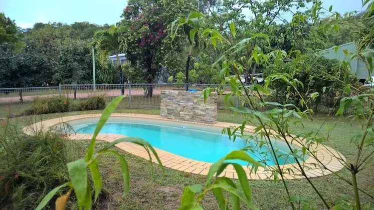 Magnetic Island Bed and Breakfast - Havuz