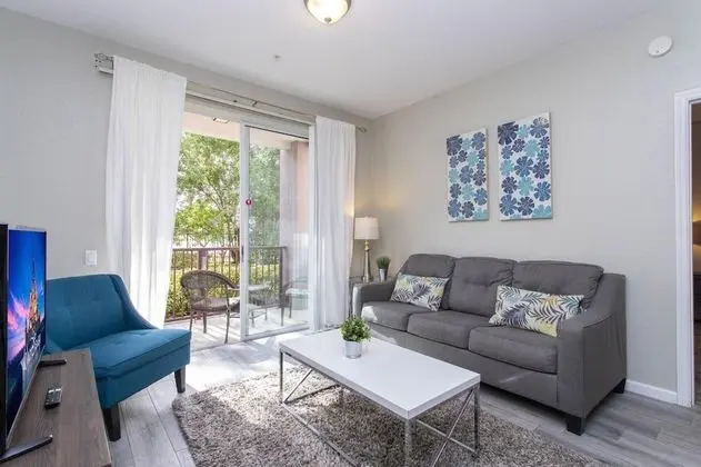 Magnificent 2 Bedroom Apartment Vista Cay Resort 107