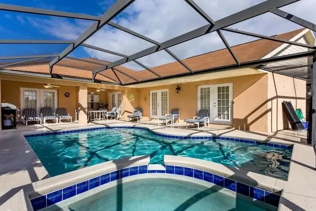 Magnificent 5bed Villa With a South Facing Pool and spa Overlooking Conservation - 269