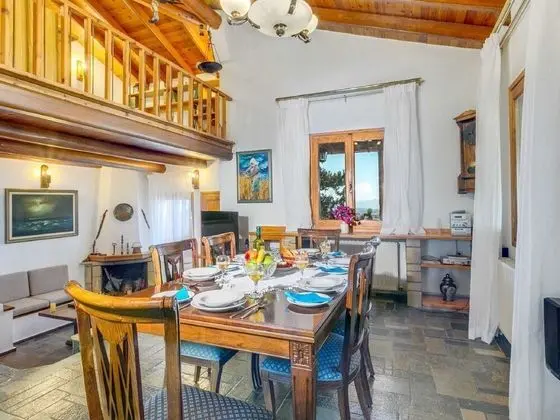 Magnificent Villa in Episkopi With Private Pool and Garden - Yerinde Yemek