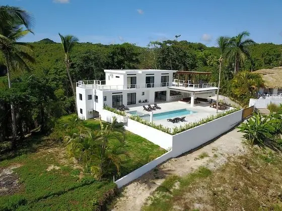 Magnificent new Modern Villa With sea View 5 Bedrooms