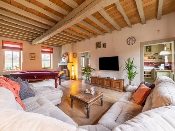 Magnificent Square Farm in the Beautiful Blossom Region - Öne Çıkan Resim
