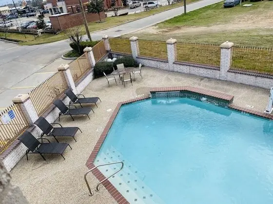 Magnolia Inn And Suites - Havuz