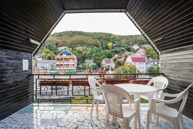 Magnolia Hotel