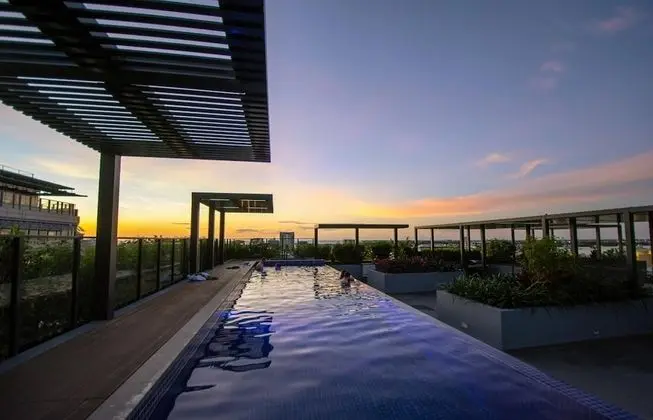 Magnum Serviced Apartments - Havuz
