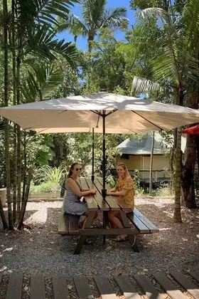 Magnums Airlie Beach - Dış Mekan