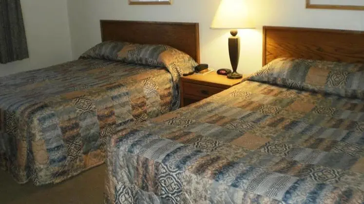 Magnuson Hotel Ely