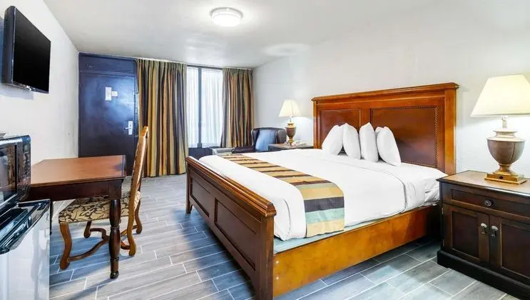 Magnuson Grand Hotel and Conference Center Tyler