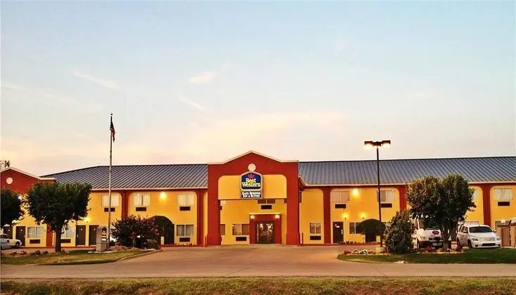 Magnuson Hotel Sand Springs-Tulsa West