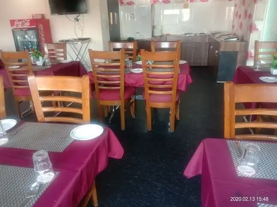 Hotel Mahabir Sheraton - Yerinde Yemek