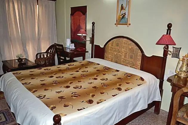 Mahadev Palace