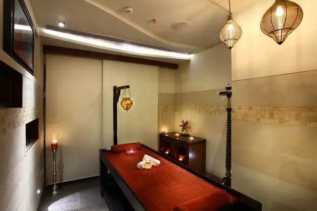 Mahagun Sarovar Portico Suites Ghaziabad