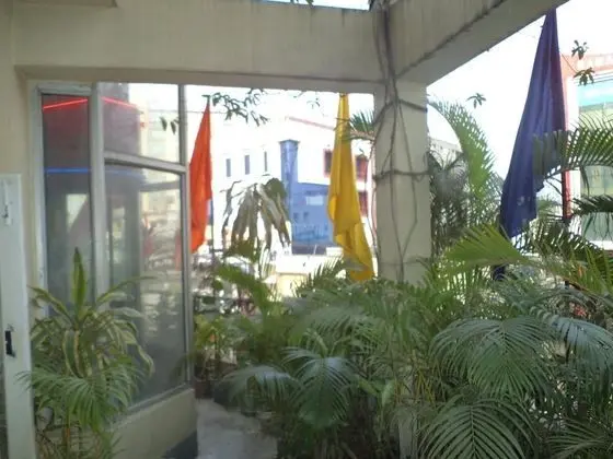 Hotel Mahalaxmi Indo Myanmar - Dış Mekan