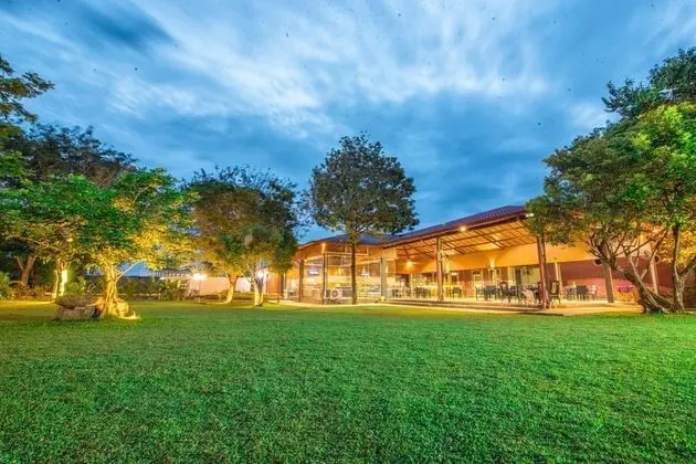 Hotel Mahanuge