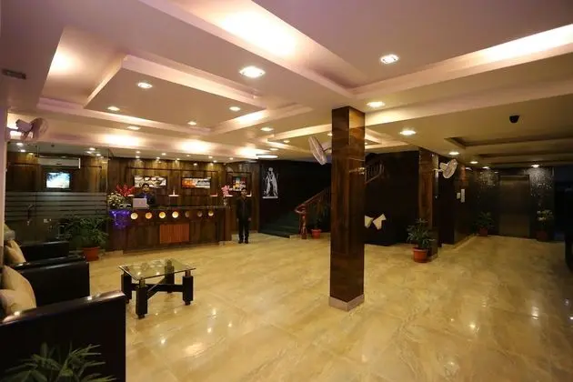 Hotel Maharaja Inn - Lobi