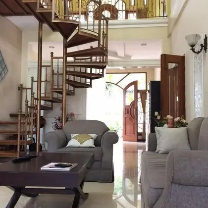 Maharani Guesthouse Tebet Syariah