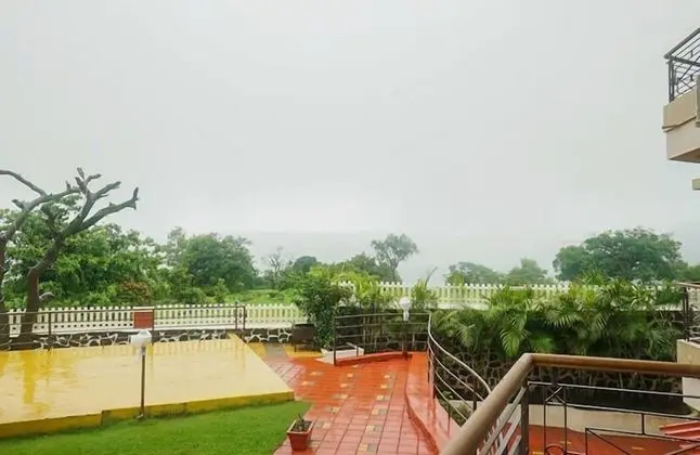 Mahinder Inn