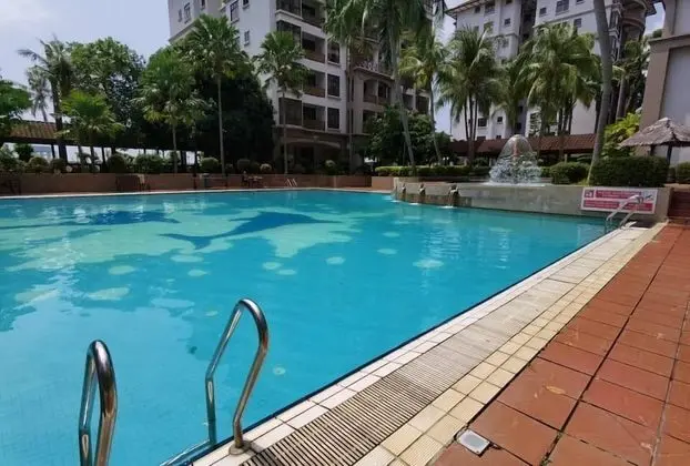 Mahkota Jonker Melaka By I Housing - Havuz