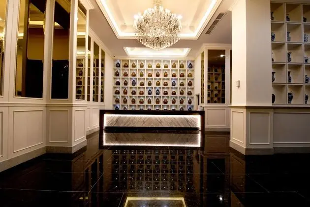 Mahkota Hotel Singkawang - CHSE Certified - Lobi
