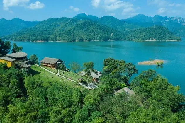 Mai Chau Hideaway Resort