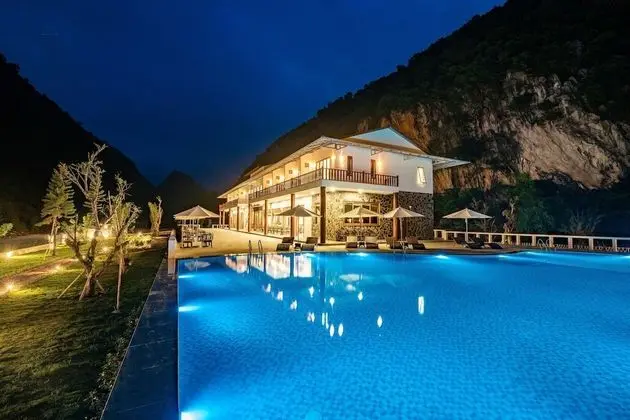 Mai Chau Mountain View Resort - Havuz