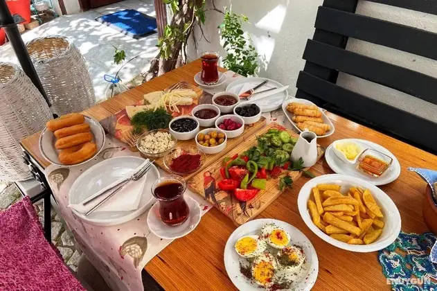 Mai Pension - Yeme / İçme