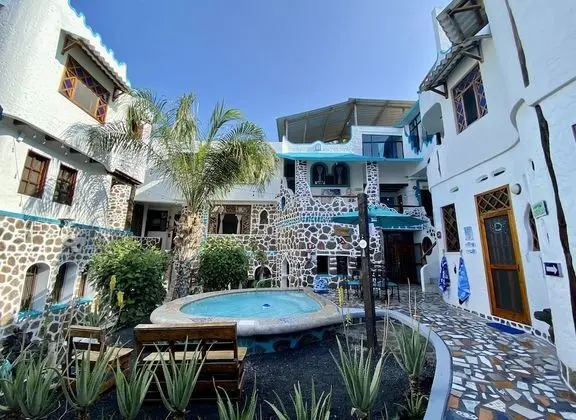 Maidith Galapagos Inn