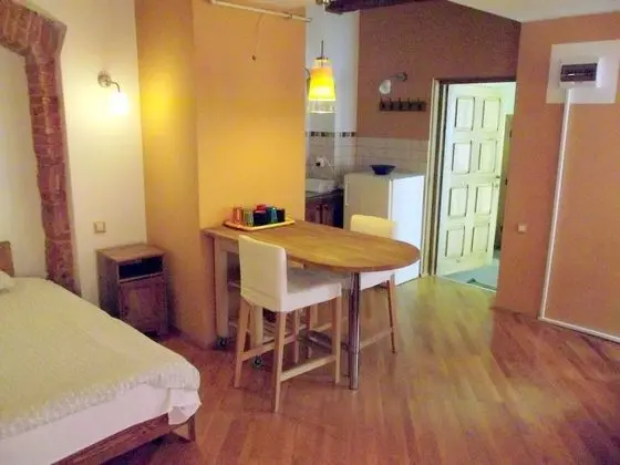 Main Square Apartments & More - Mutfak
