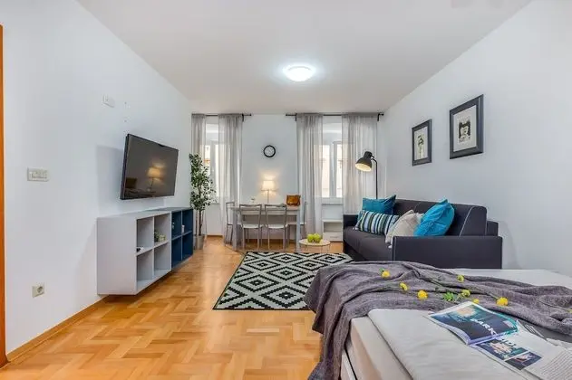 Main Street Apartments - Öne Çıkan Resim