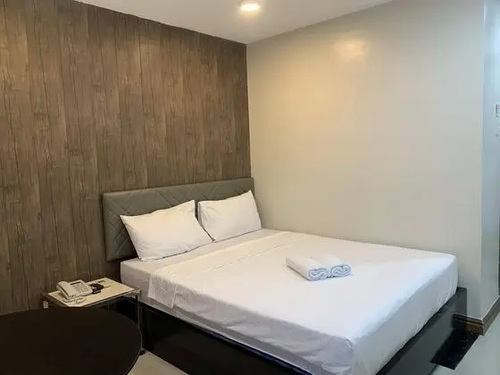 MAINE CITY RESIDENCES