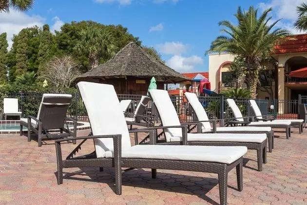 Maingate Lakeside Resort - Havuz