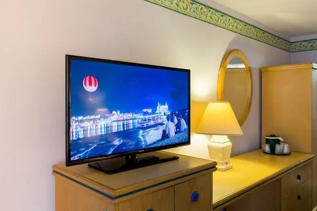 Maingate Lakeside Resort - Oda