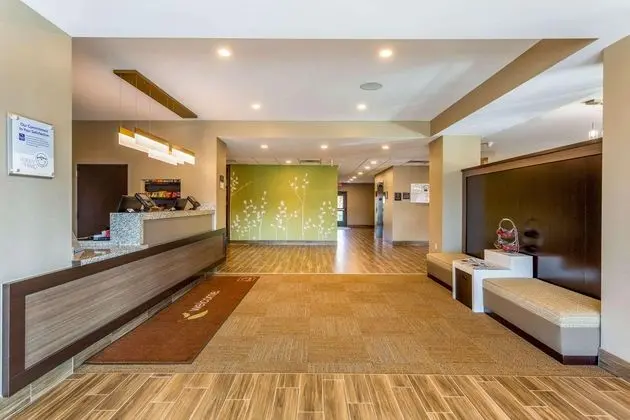 MainStay Suites - Lobi