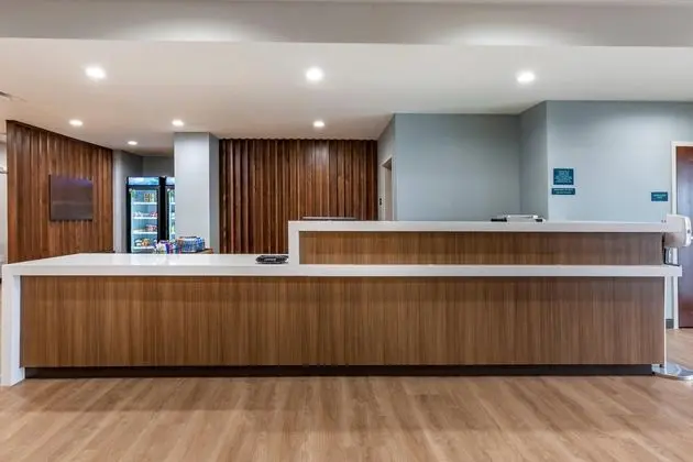 MainStay Suites - Lobi