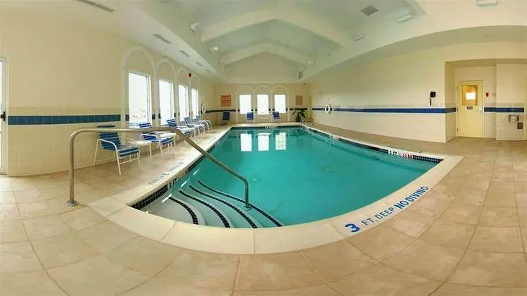 MainStay Suites