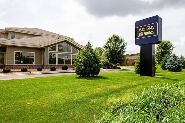 MainStay Suites Extended Stay Hotel Madison East