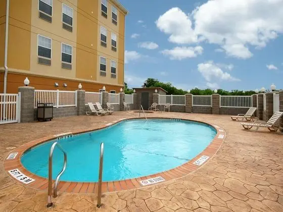 MainStay Suites